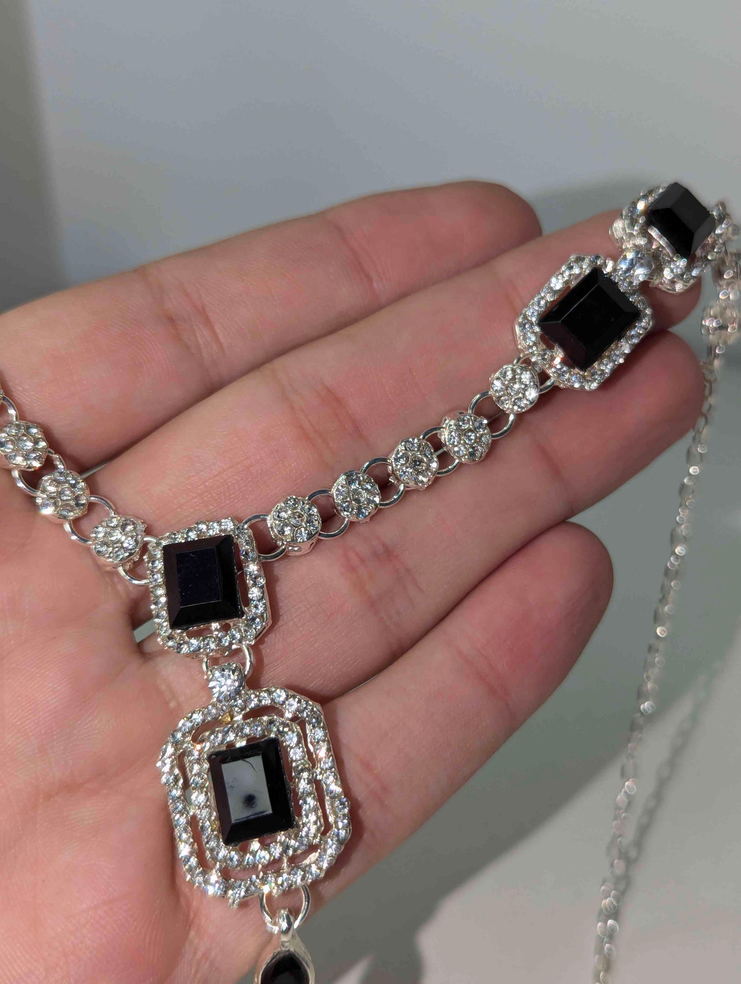 4 Pcs Luxury Silver Necklace Set with Earrings and bindi