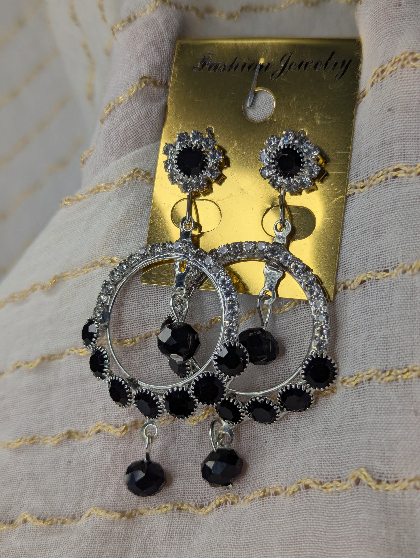 BLACK EARRINGS
