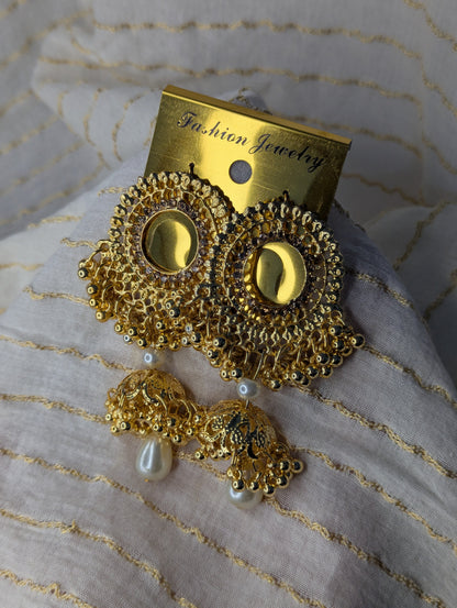 GOLDEN JHUMKA