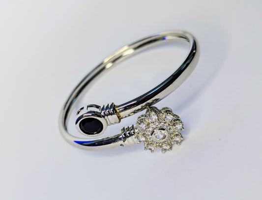 SILVER FLOWER BRACELET