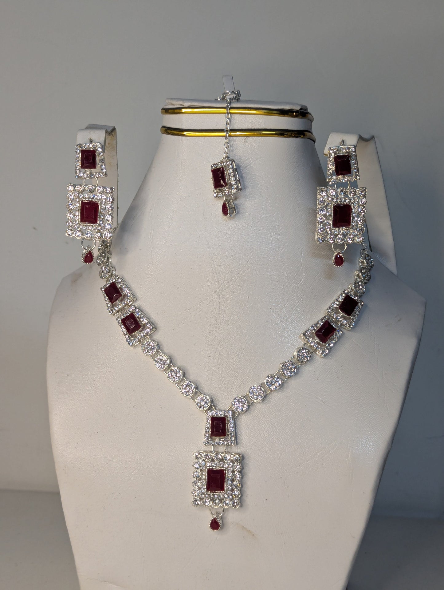 Luxury Maroon Necklace Set with Earrings and bindi